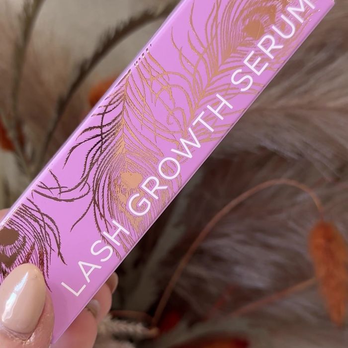 Lash growth serum box